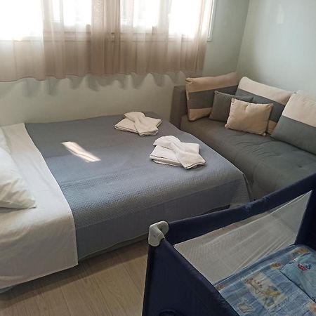 Axas Apartments Michaniona Екстер'єр фото
