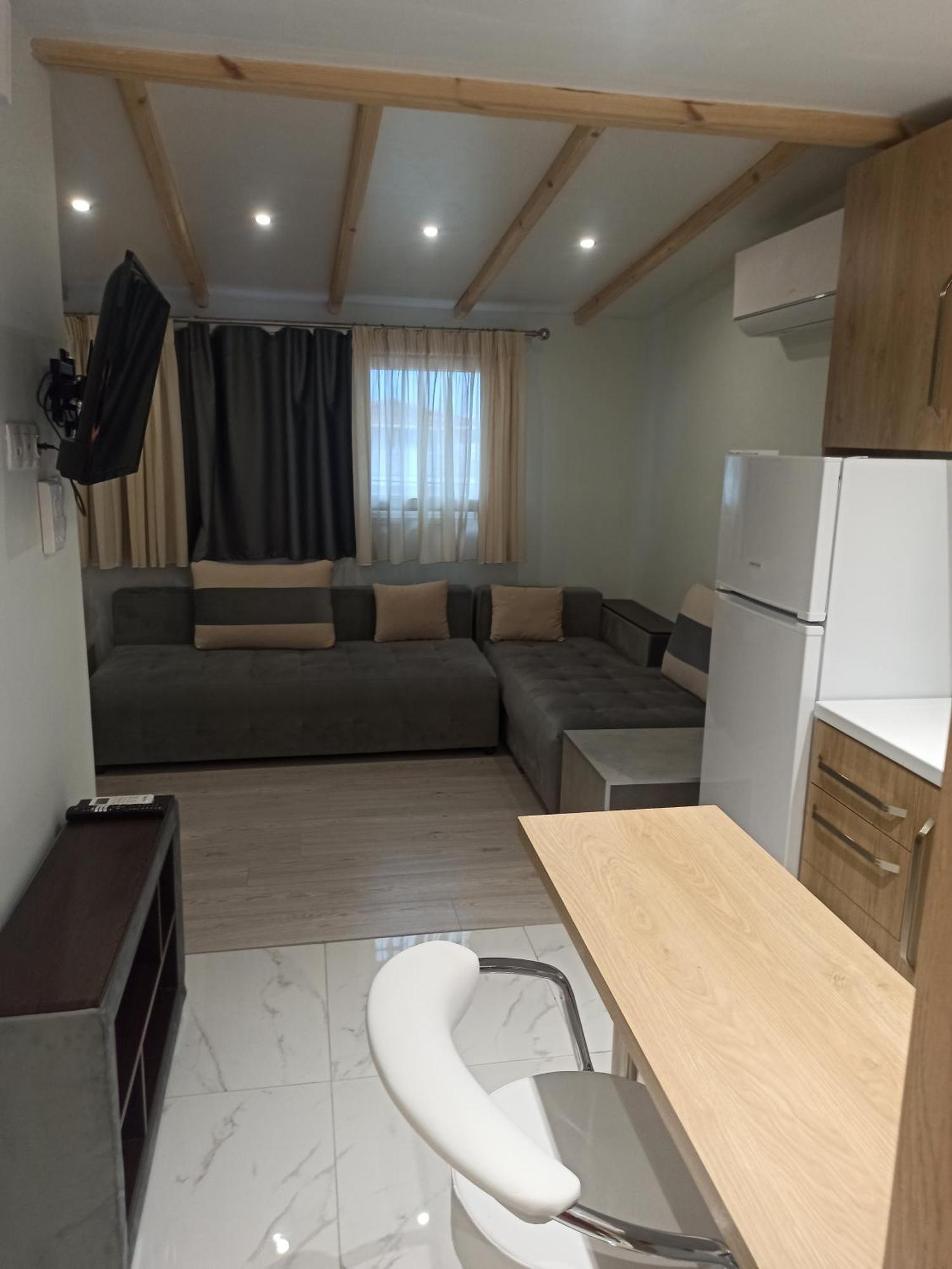 Axas Apartments Michaniona Екстер'єр фото